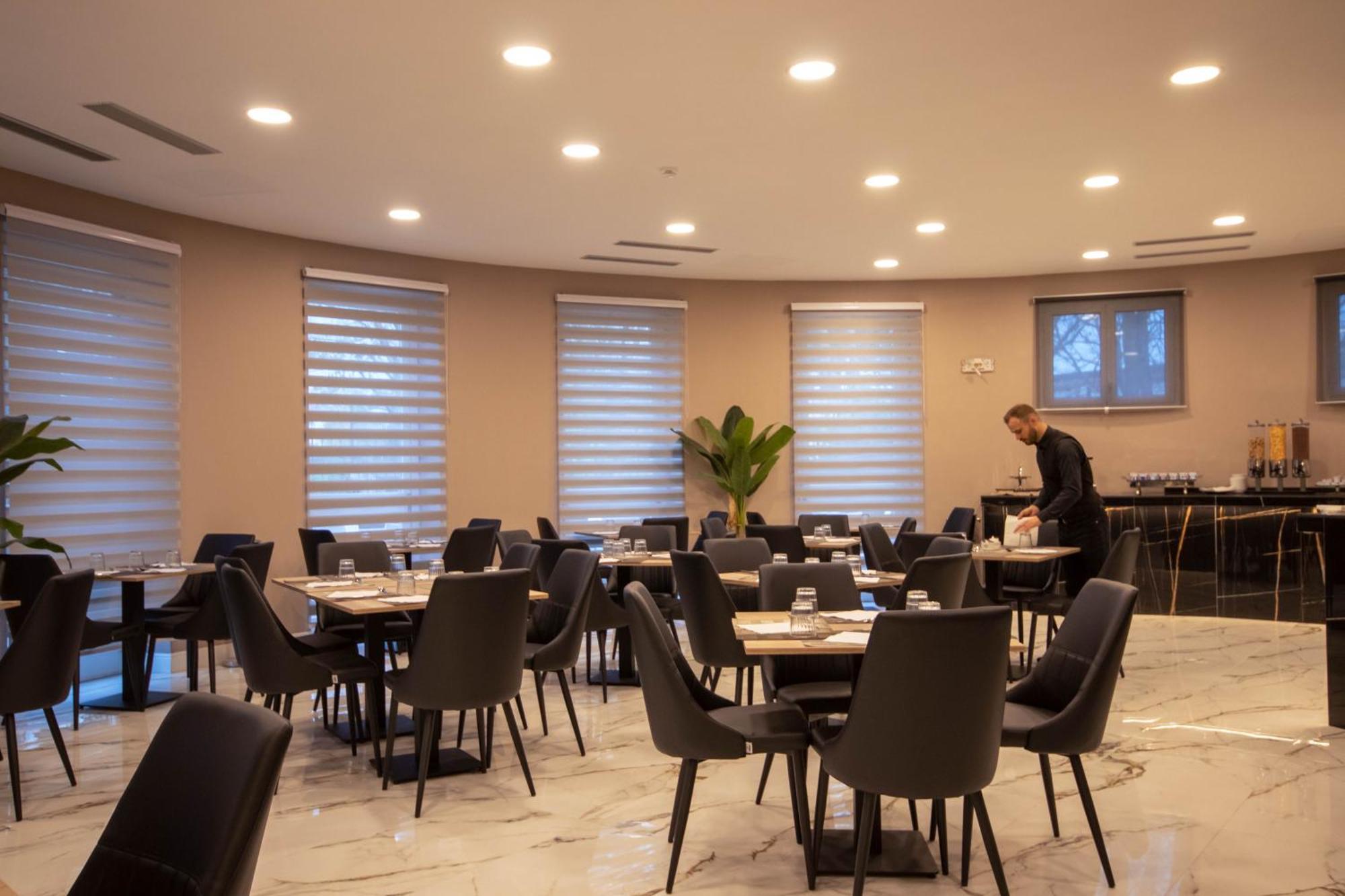 Emma Hotel Bologna Fiera Гранароло-делл'Эмилия Экстерьер фото