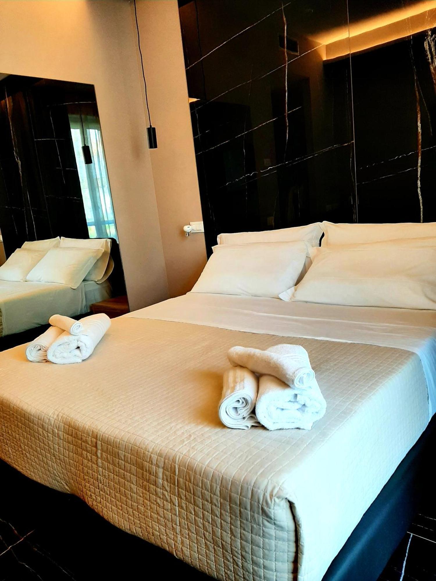 Emma Hotel Bologna Fiera Гранароло-делл'Эмилия Экстерьер фото