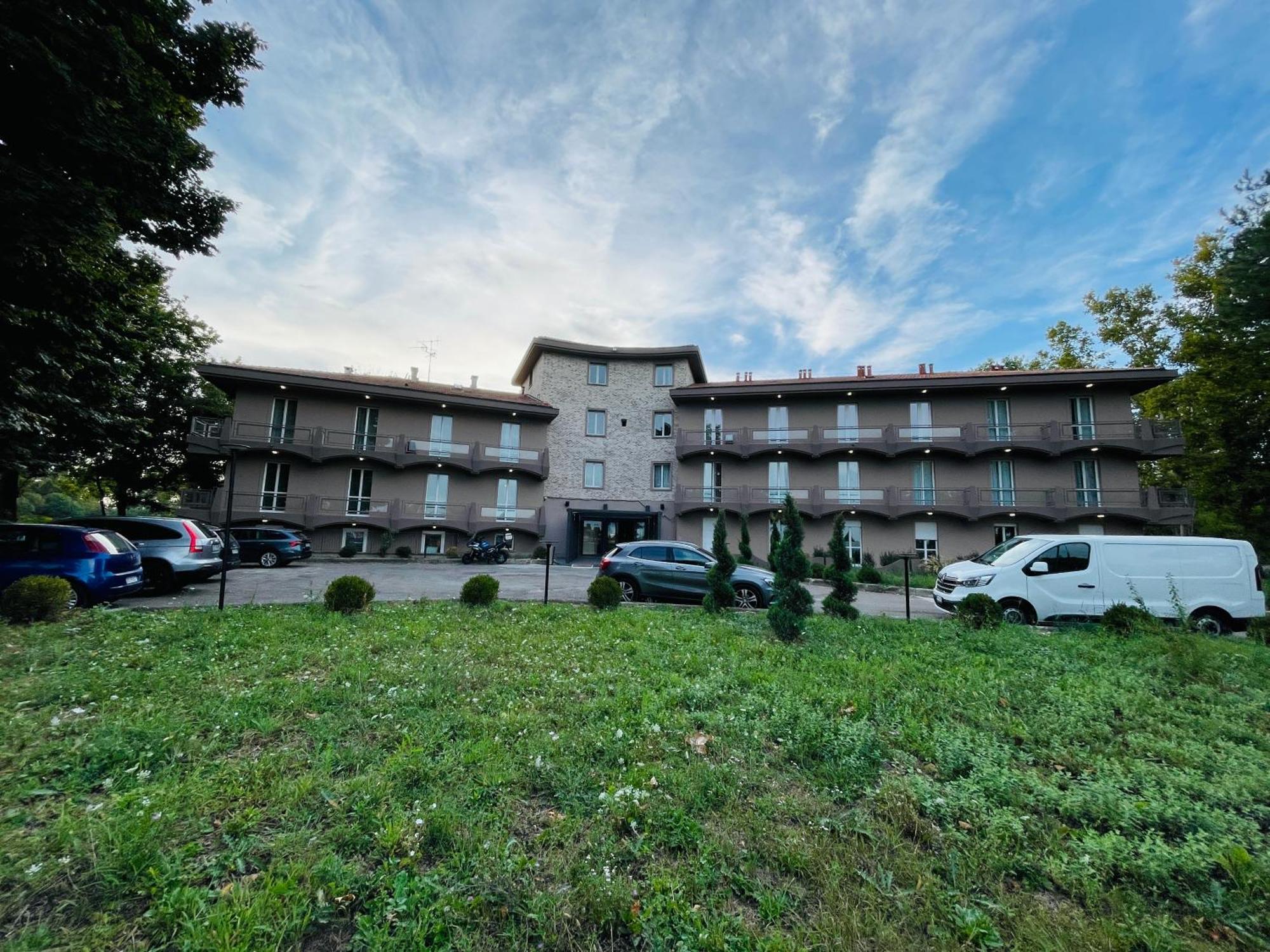 Emma Hotel Bologna Fiera Гранароло-делл'Эмилия Экстерьер фото